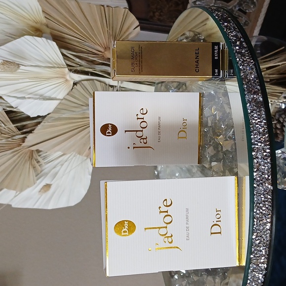 New 2 Dior J'adore Eau de Parfum and 1 Chanel Sublimage cream - Picture 3 of 17